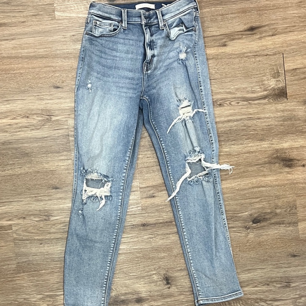 Eunina Light Blue Distressed Ankle Jeans